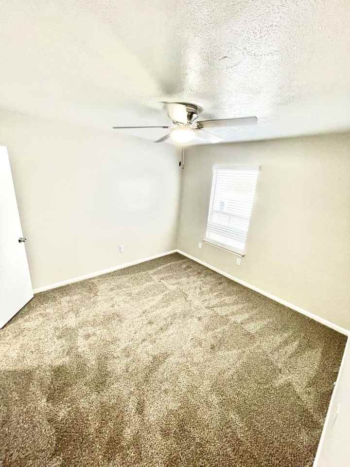 Aventine Apartments - Photo 3 of 30