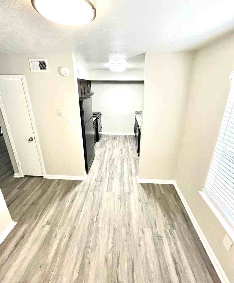 Aventine Apartments - Photo 5 of 30