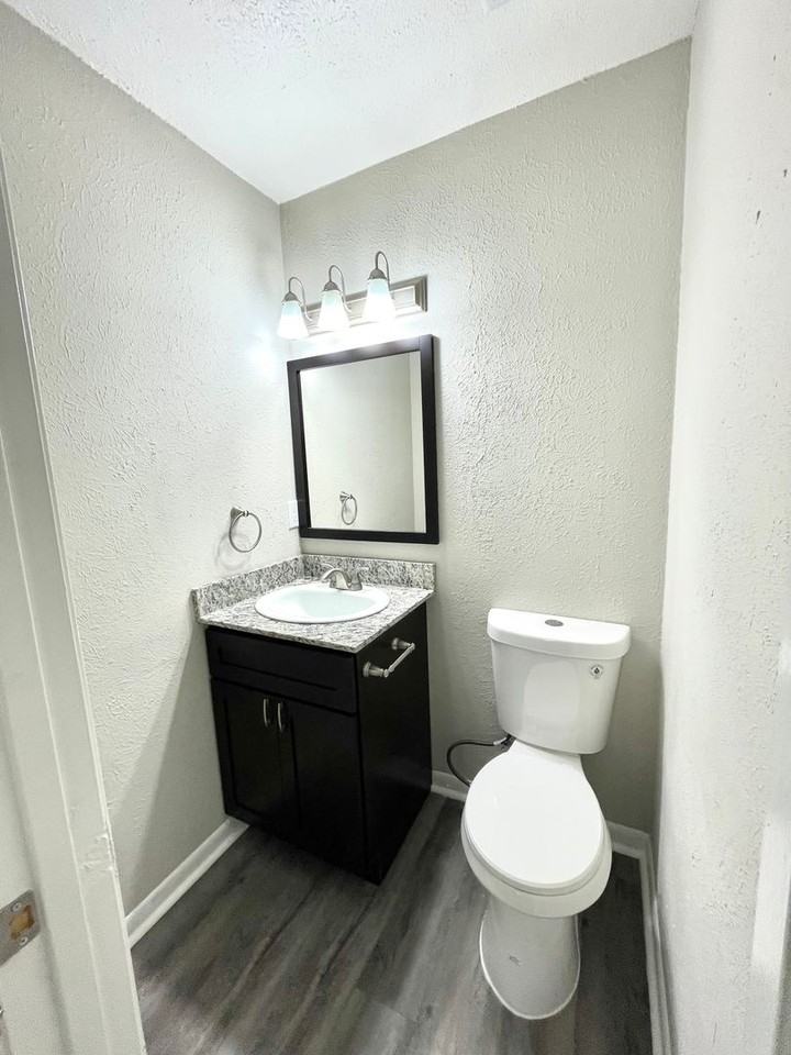 Aventine Apartments - Photo 6 of 30