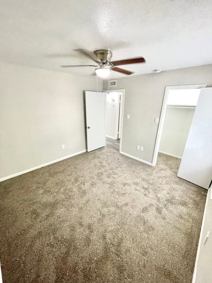 Aventine Apartments - Photo 7 of 30