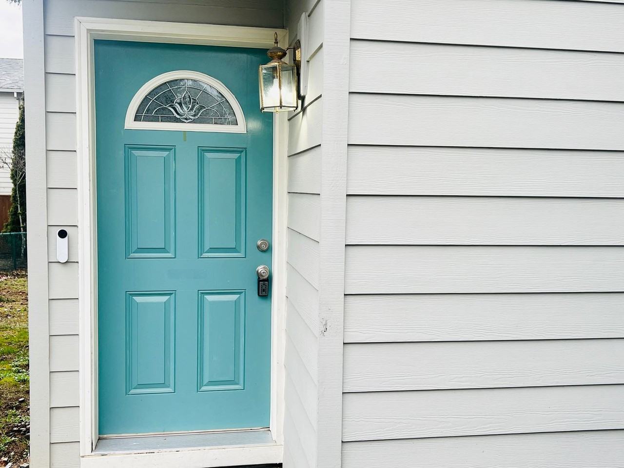 9271 Sw Claridge Dr - Photo 2 of 27