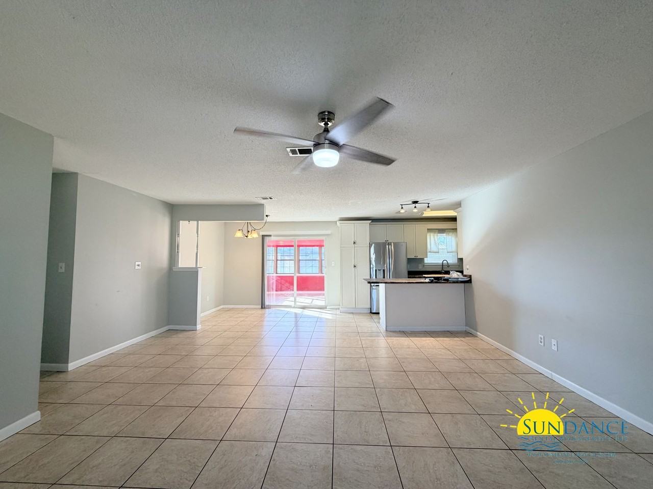 411 Fleetwood Dr - Photo 2 of 34