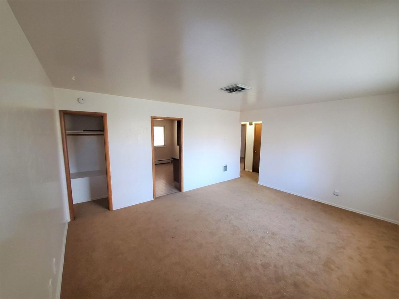 1423/1425 W. Glass Ave. - Photo 3 of 13