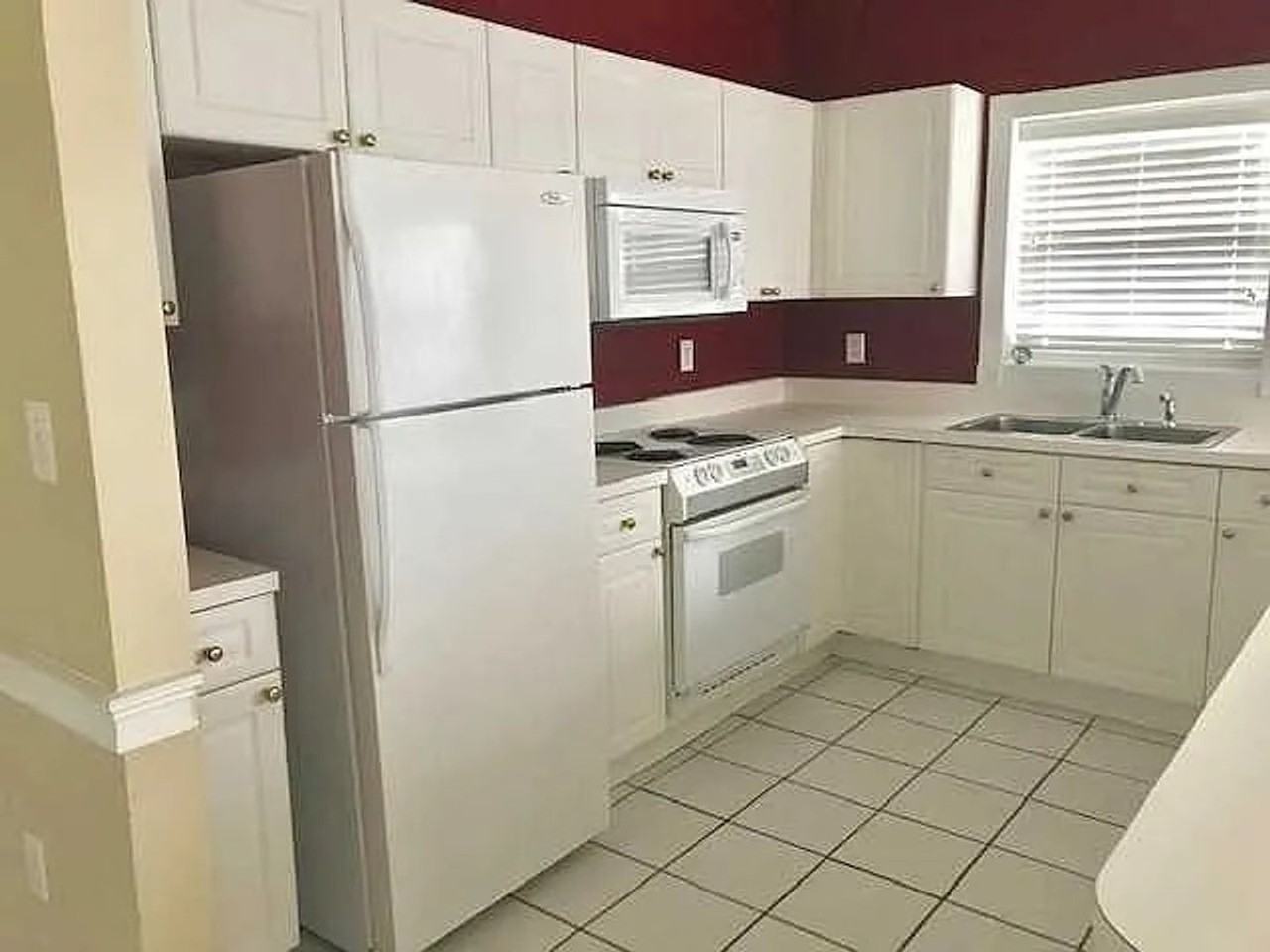 9041 Meadow Vista Rd - Photo 4 of 13