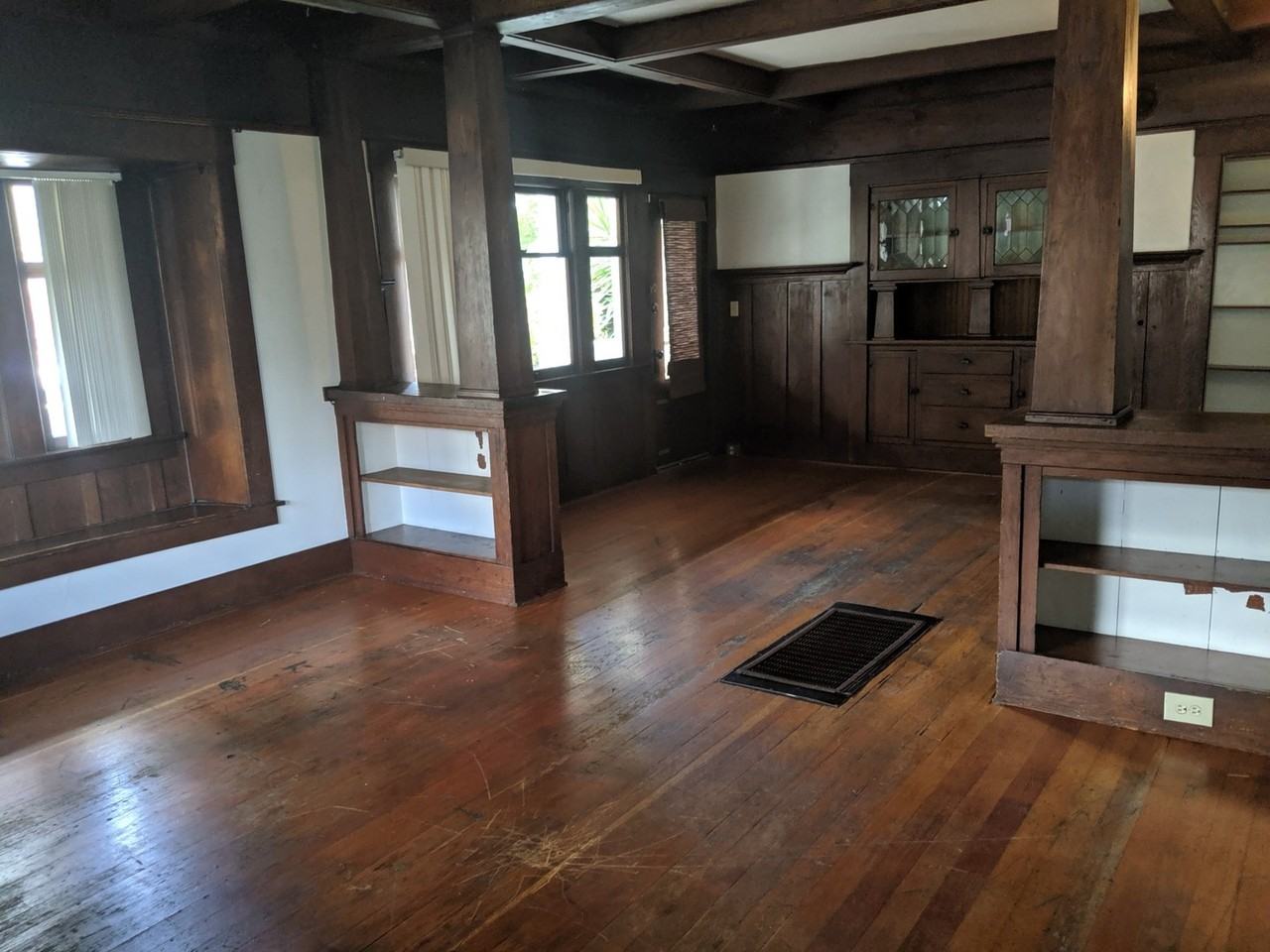 1845 Morro St - Photo 2 of 8