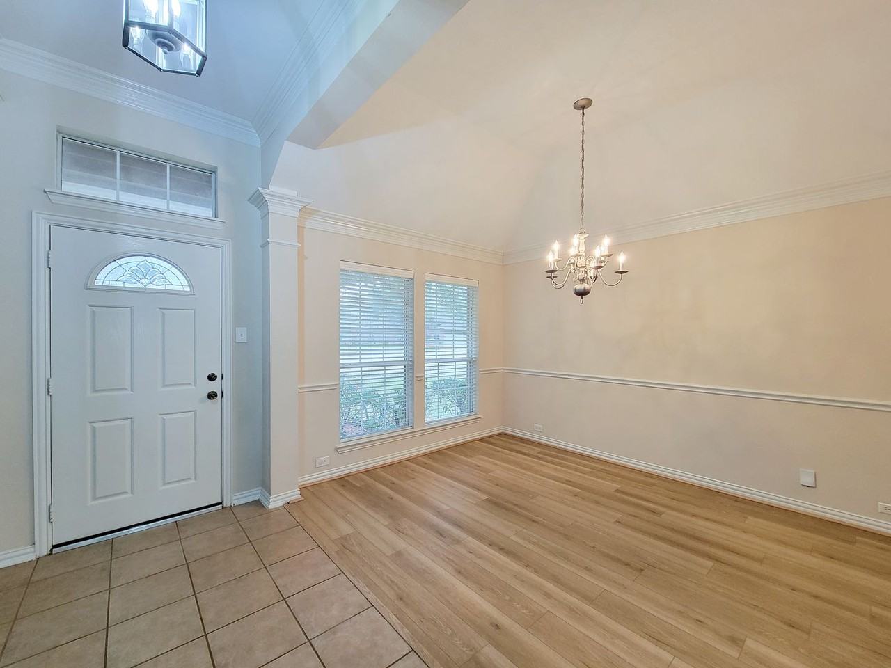 6806 Haley Ct - Photo 4 of 36