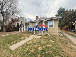 featured image of 704 S 19th Ave