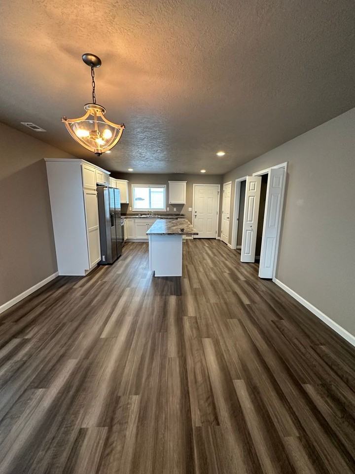 2821 Jeffrey Dr Nw - Photo 4 of 13