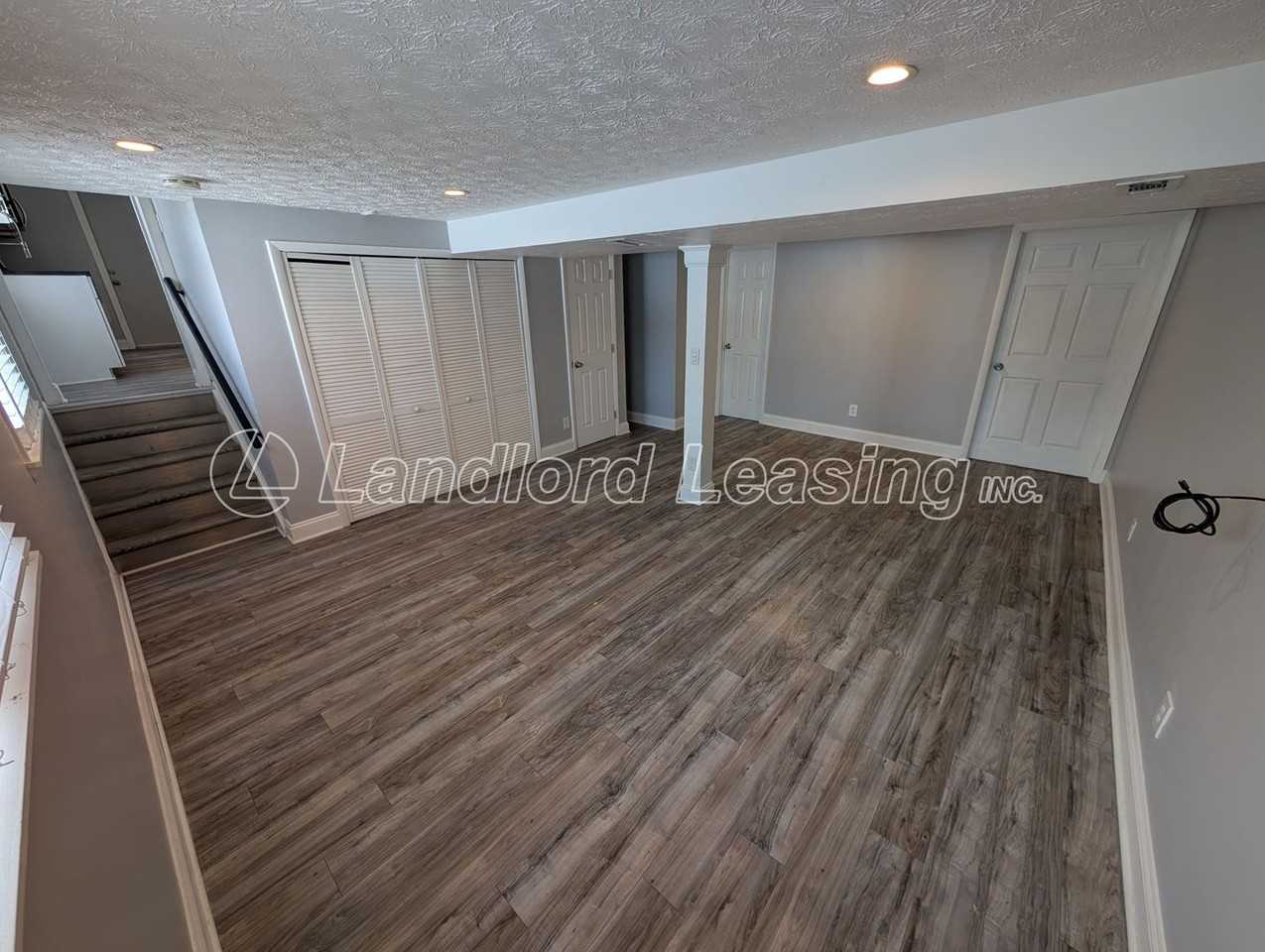 4048 Kenyon Ave - Photo 6 of 18
