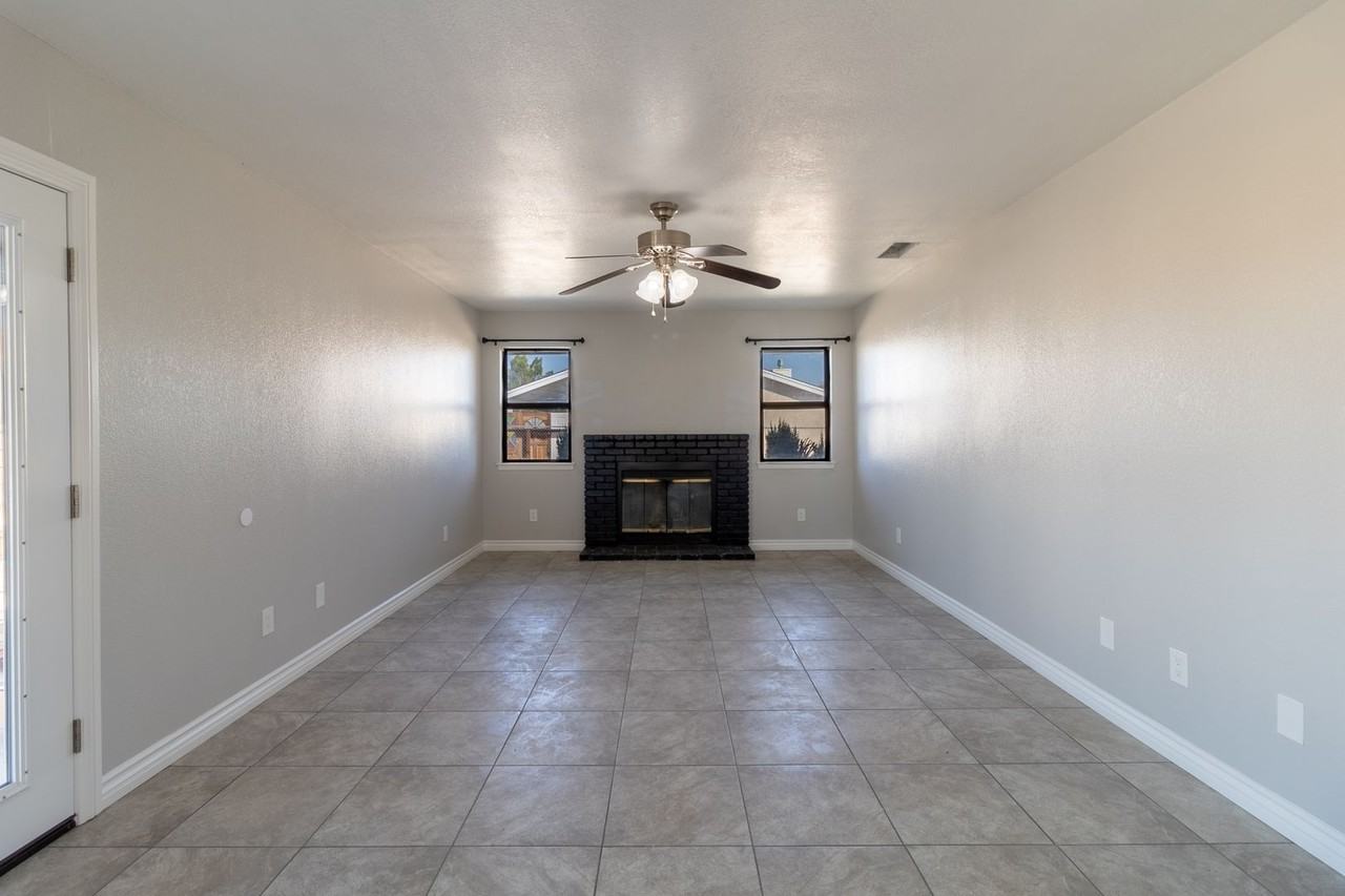 15070 Flathead Rd - Photo 6 of 22