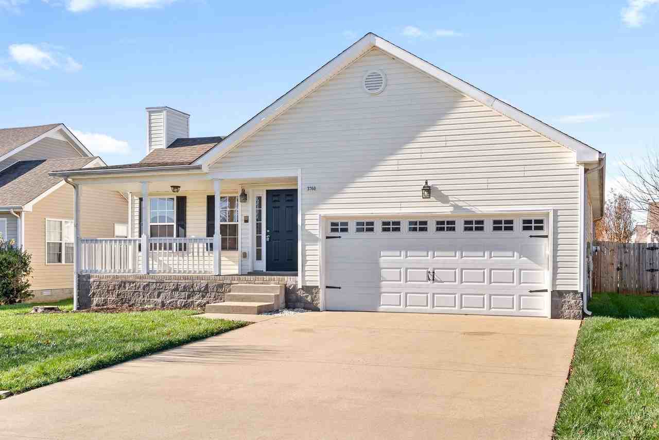 3760 N Jot Dr - Photo 3 of 32