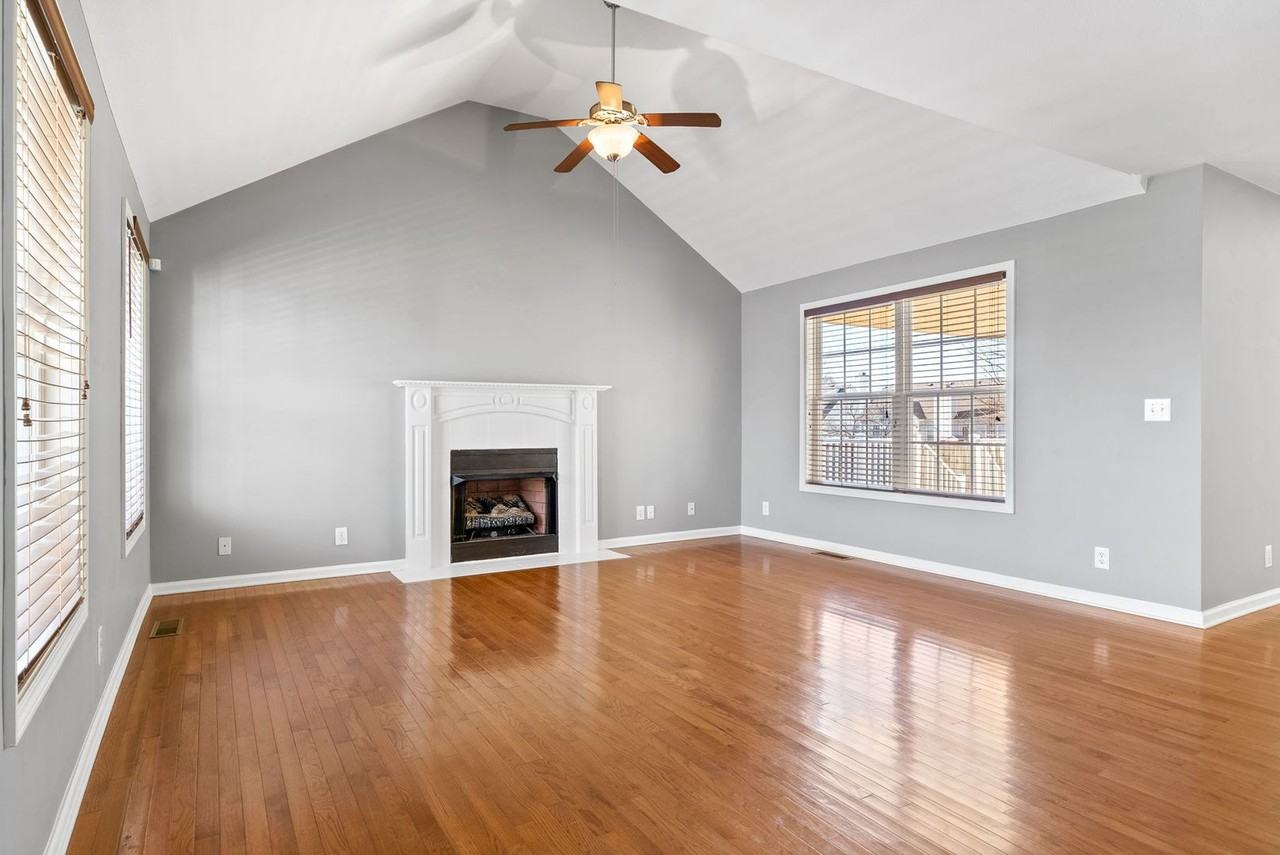 3760 N Jot Dr - Photo 6 of 32