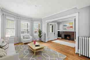 2118 E Linnwood Ave - Photo 1 of 1