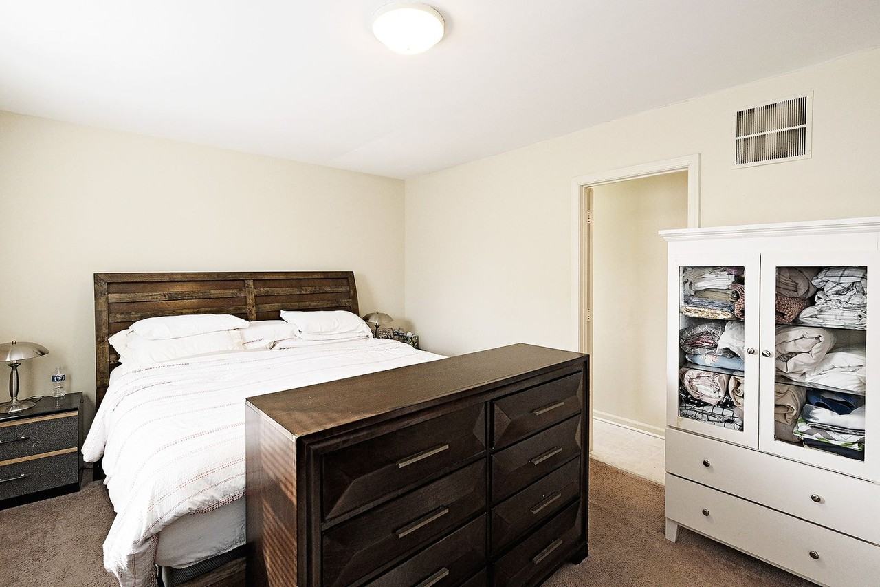 2455 Whitney Ct - Photo 7 of 14