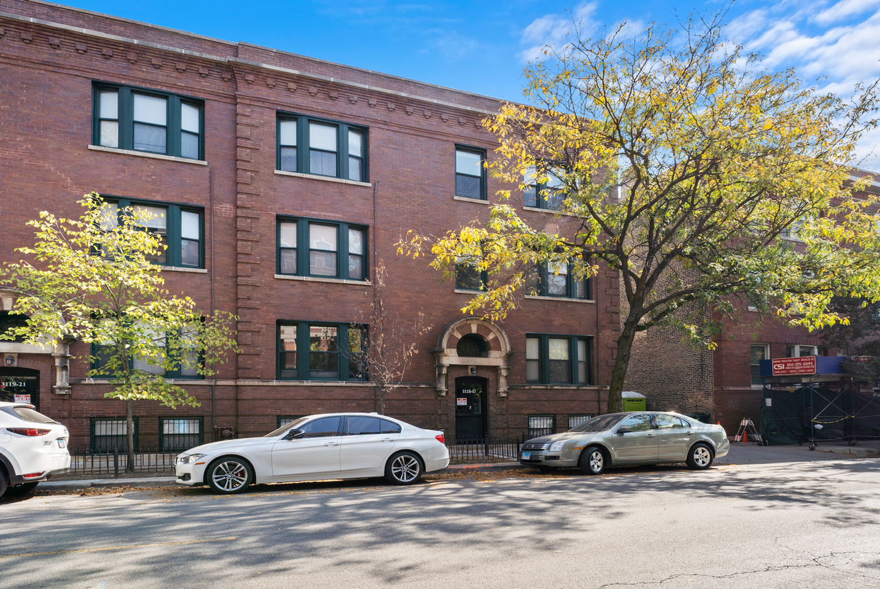 3115 Sheffield - Photo 2 of 5