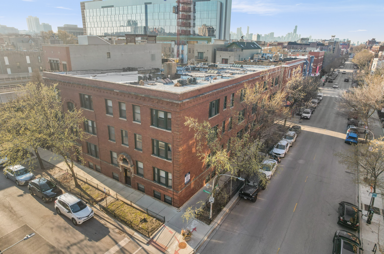 3115 Sheffield - Photo 5 of 5