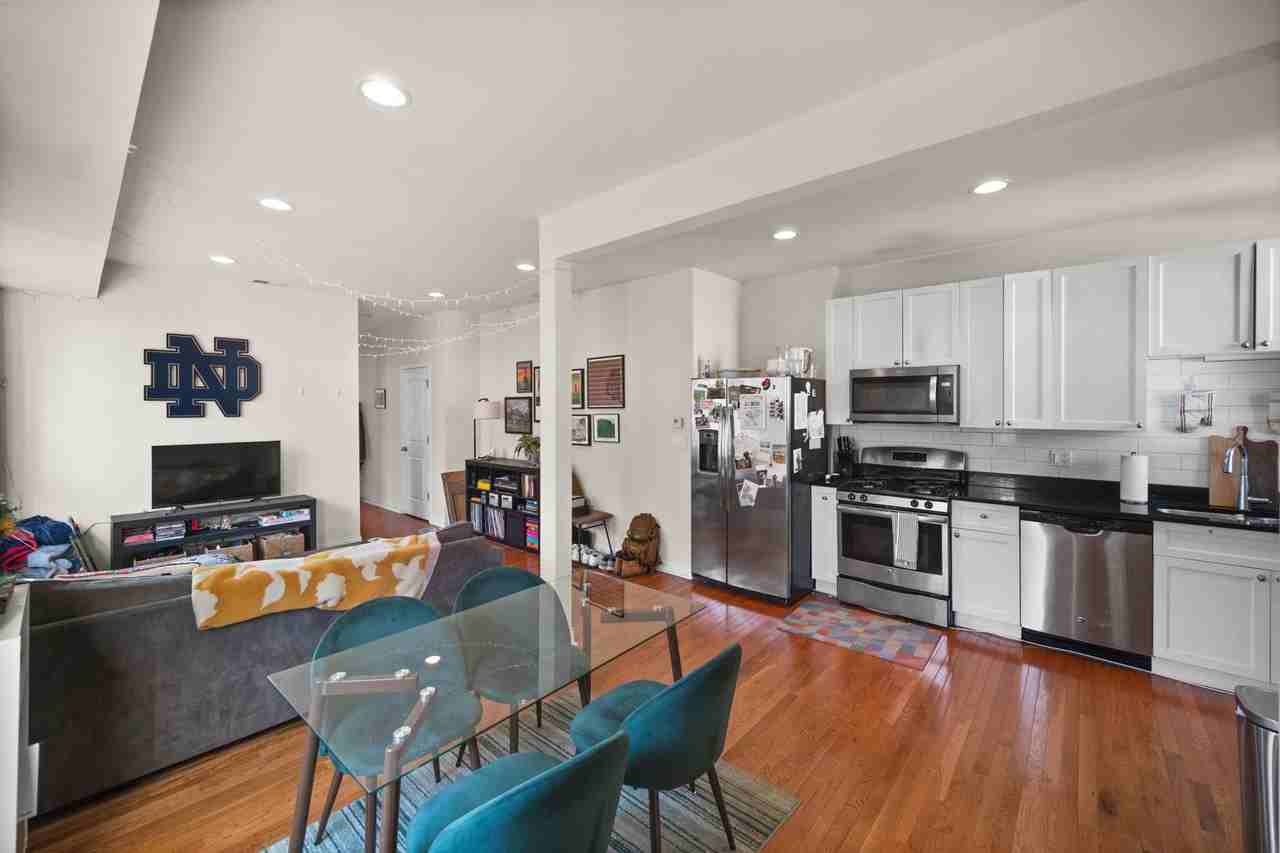 Sheffield Apartments - Photo 2 of 16