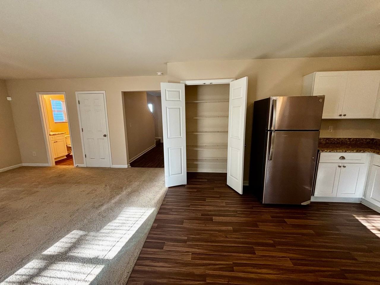 637 Carlton Pointe Dr - Photo 5 of 23