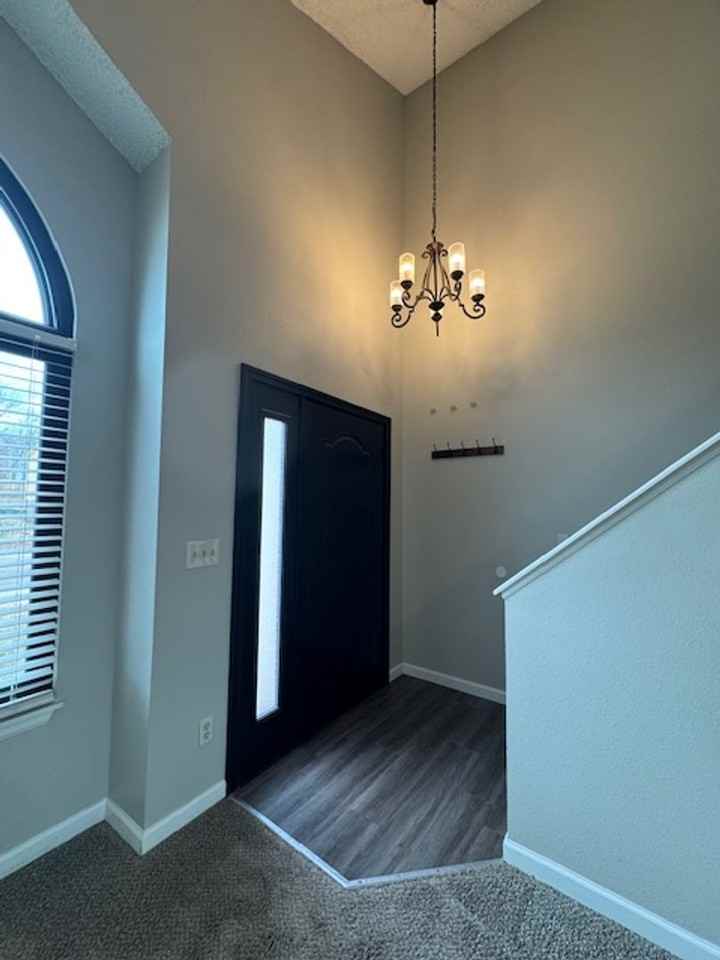 2770 Richmond Dr - Photo 2 of 24