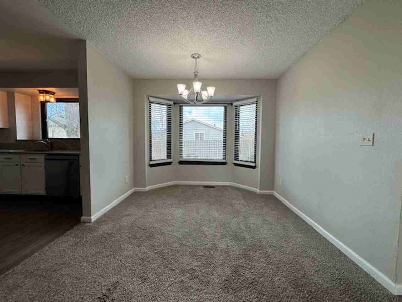 2770 Richmond Dr - Photo 5 of 24