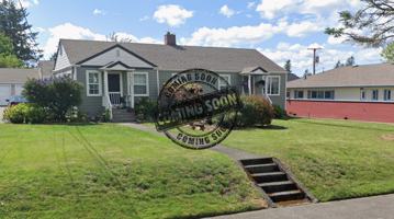 featured image of 2132 Porter St