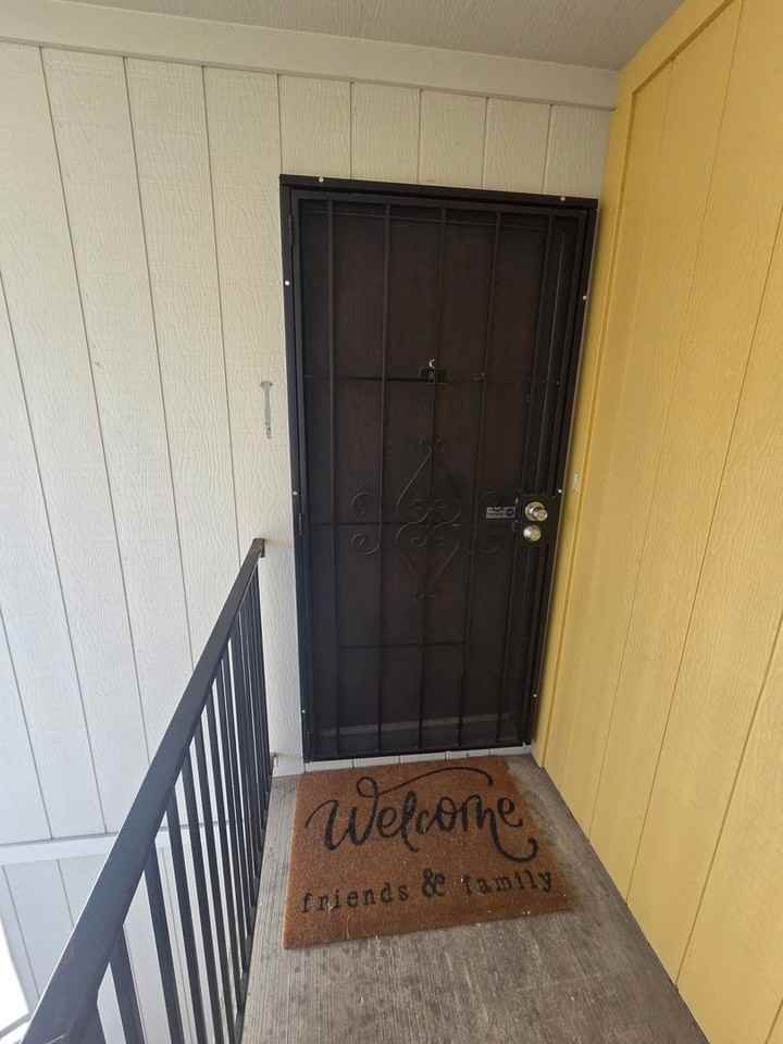 400 S Saliman Rd - Photo 3 of 15