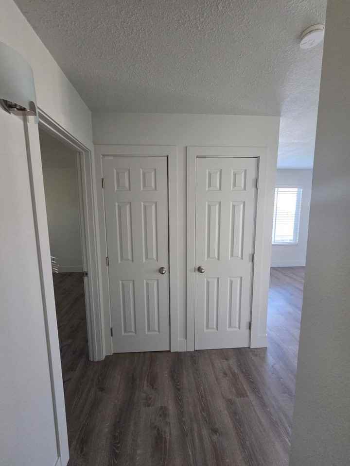 400 S Saliman Rd - Photo 4 of 15