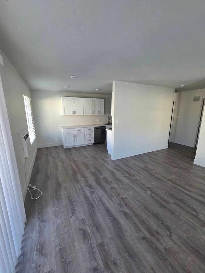 400 S Saliman Rd - Photo 7 of 15