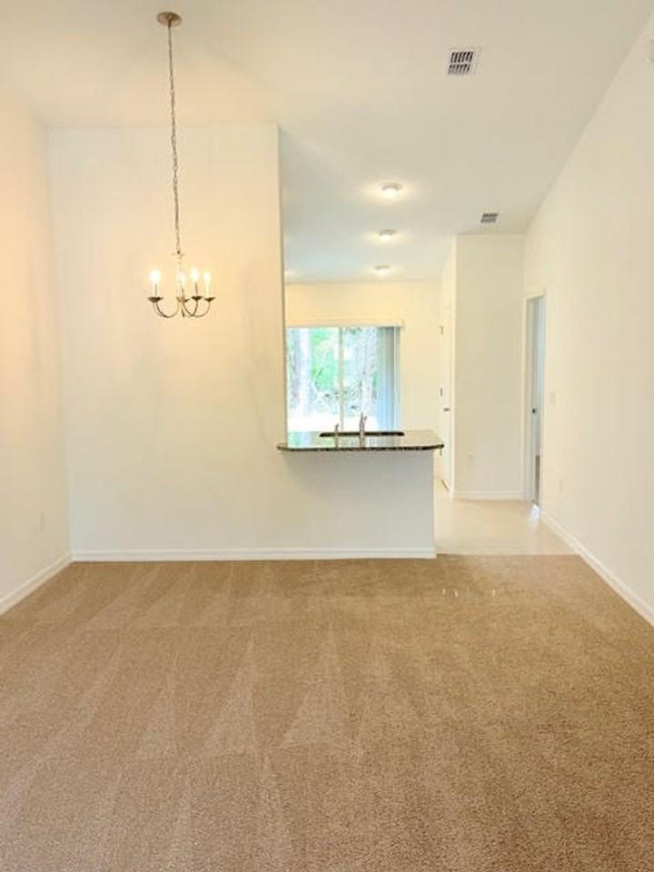 125 Seattle Trl - Photo 4 of 46