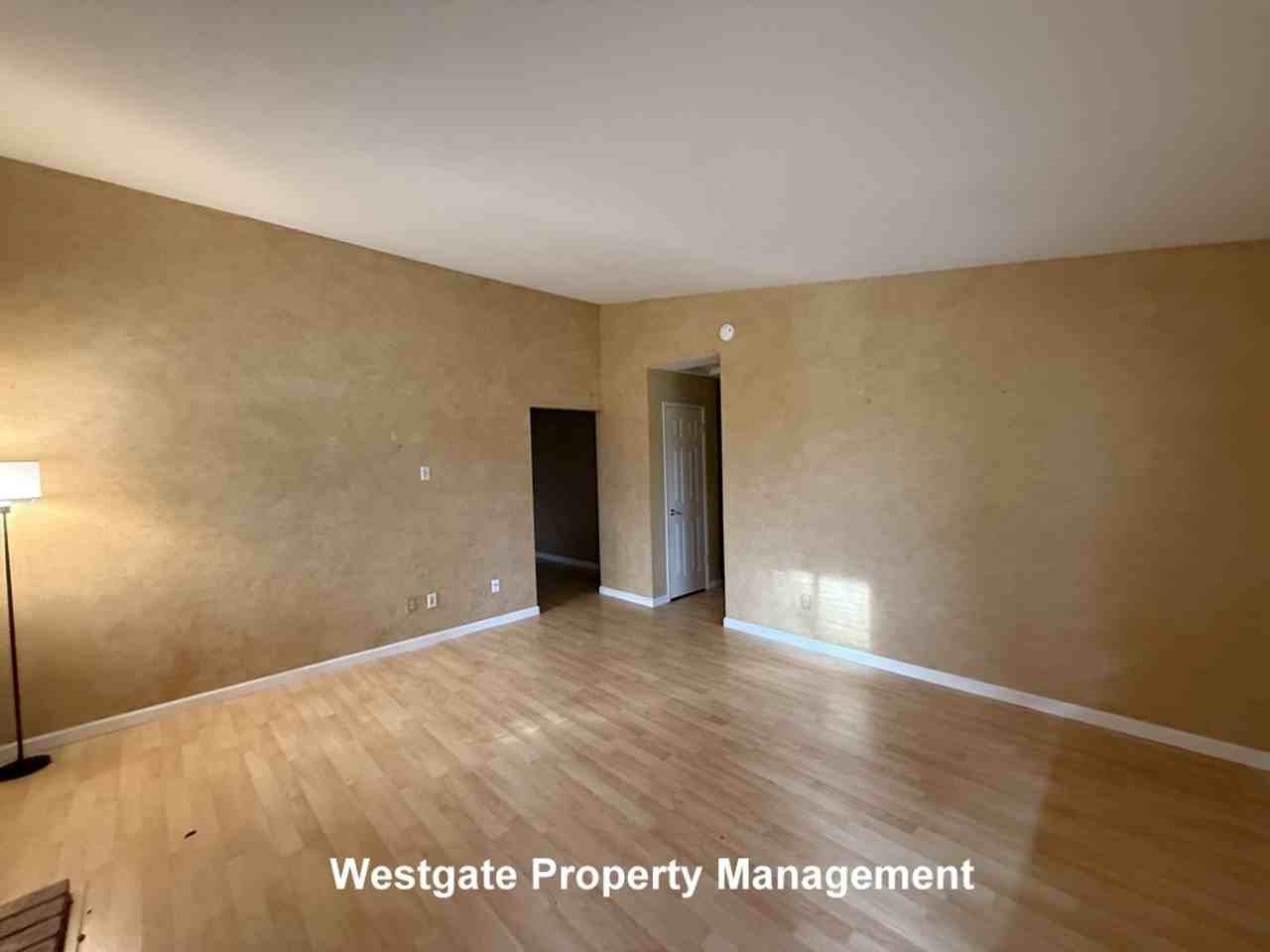 1613 Perseus Ct - Photo 3 of 14