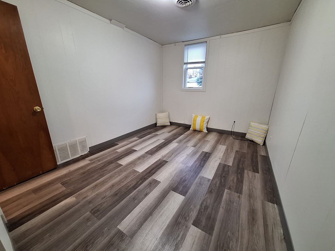 701 George St - Photo 4 of 13
