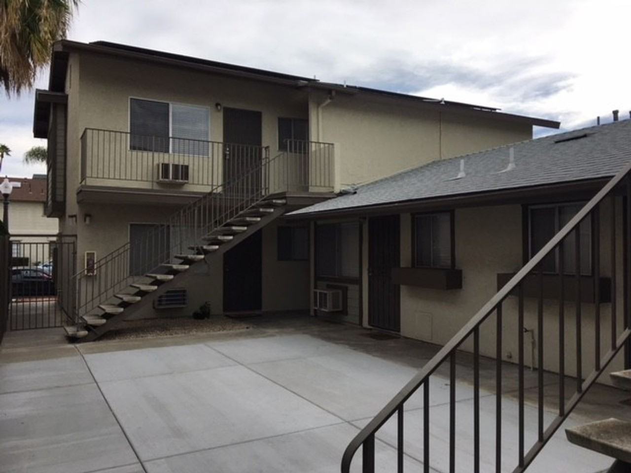 4568 Altadena Ave - Photo 3 of 10