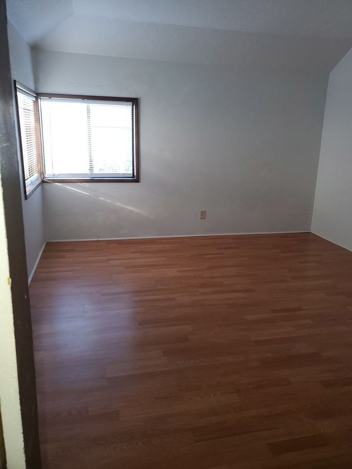 1317 Fir St - Photo 7 of 23