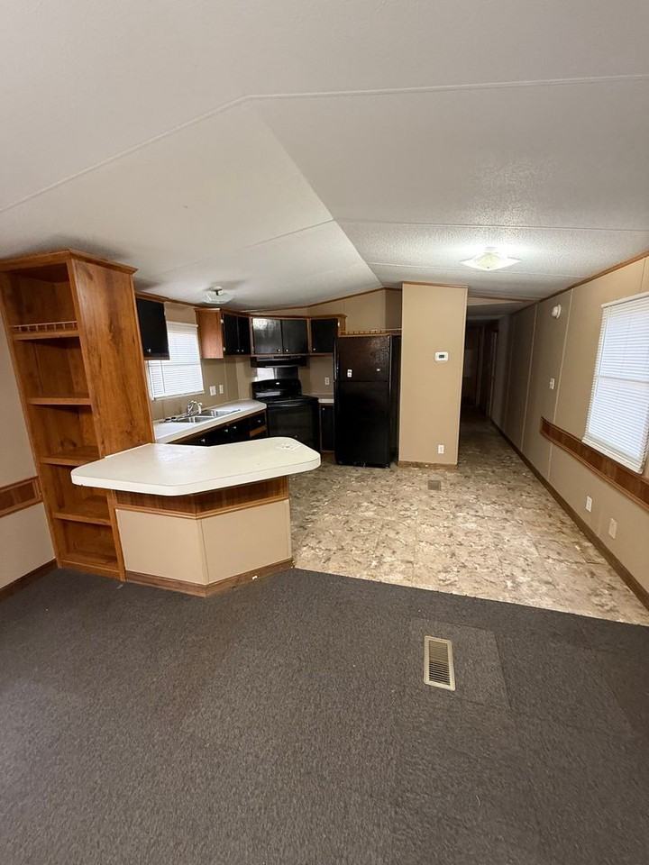 109 Davis St - Photo 5 of 18