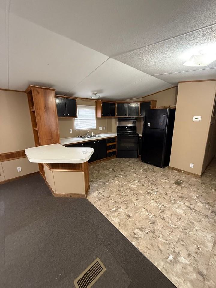 109 Davis St - Photo 6 of 18