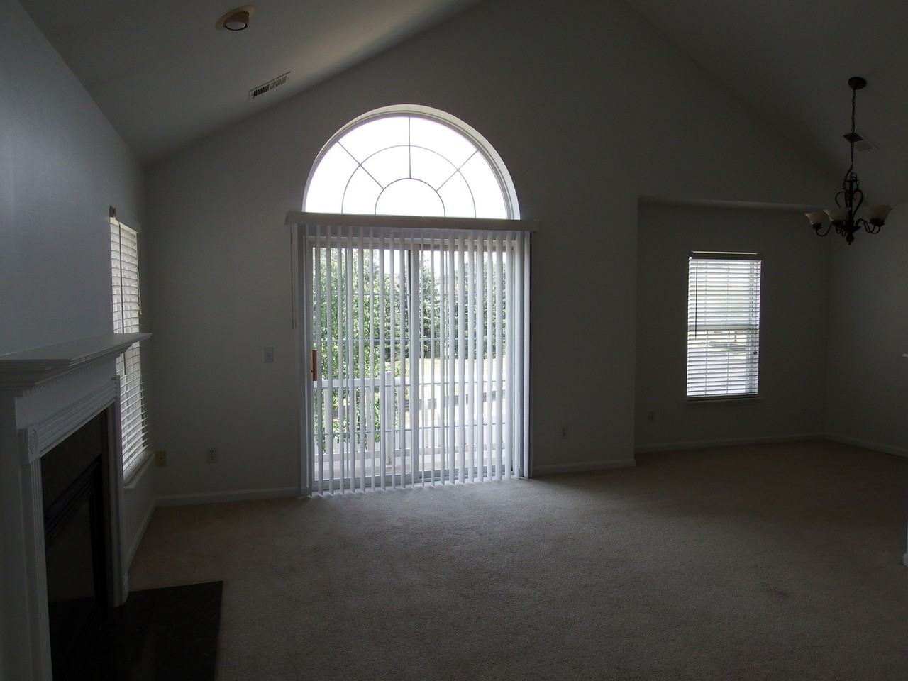 792 Olde English Cir - Photo 5 of 13