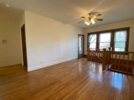 featured image of 1535 W Addison St