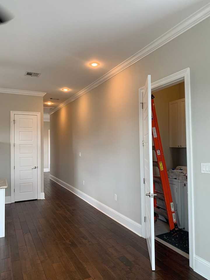 2512 Valence St - Photo 3 of 24