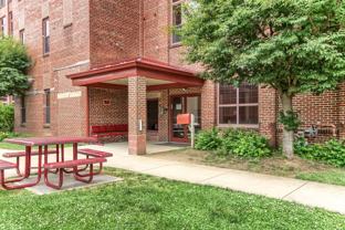 201 S Lancaster St - Photo 1 of 1