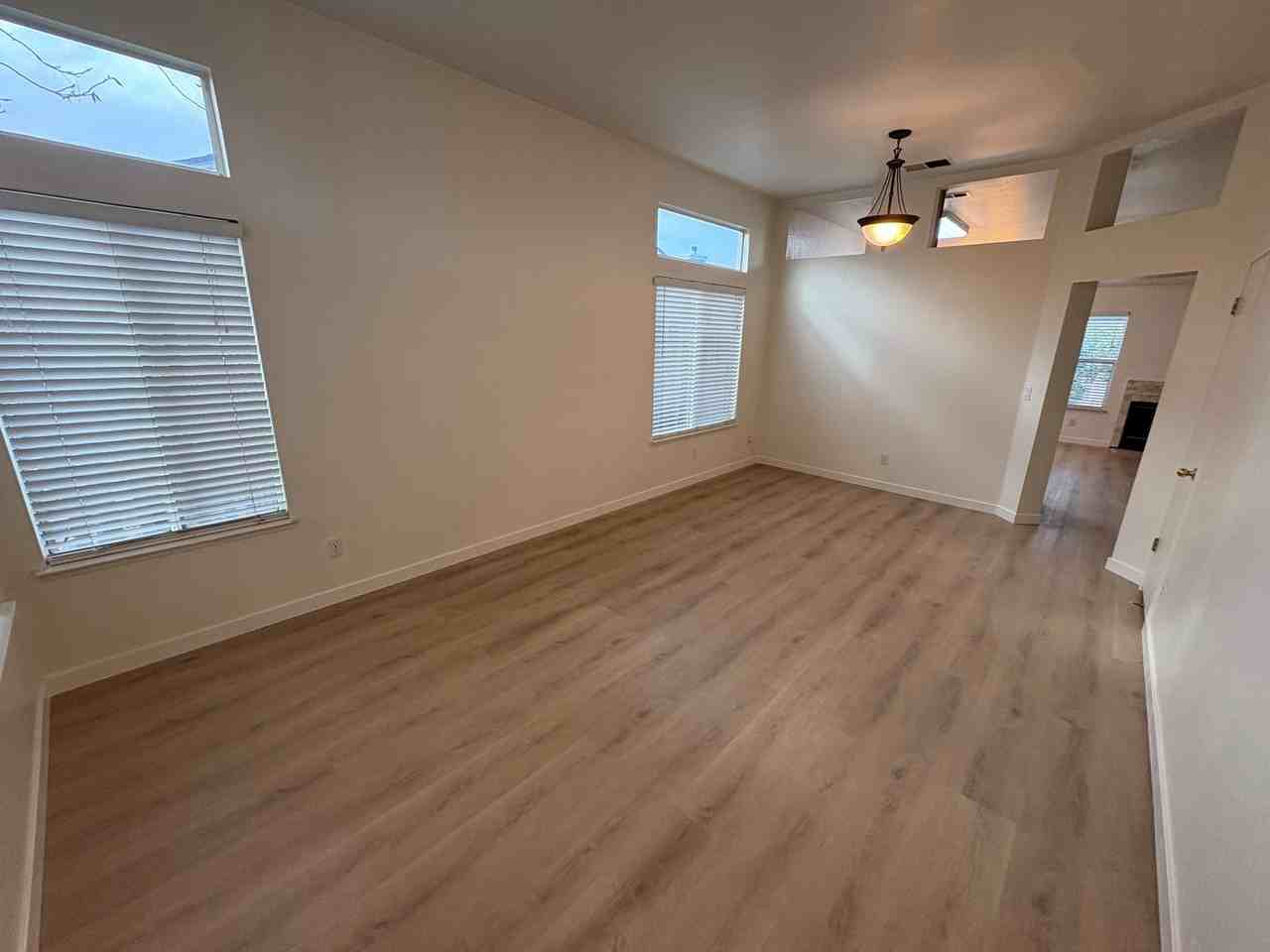 2320 El Monte Dr - Photo 3 of 21