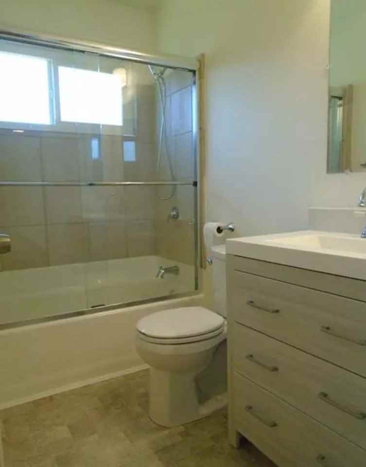 4686 4686 Doane Street - 4686 Doane St - Photo 2 of 8