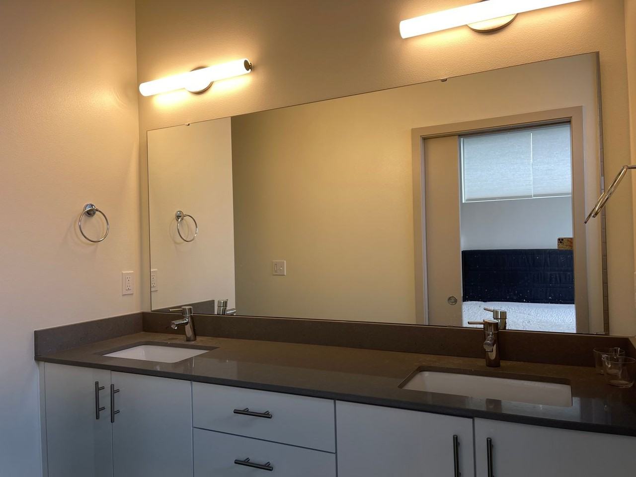 321 W Olympic Pl - Photo 7 of 21