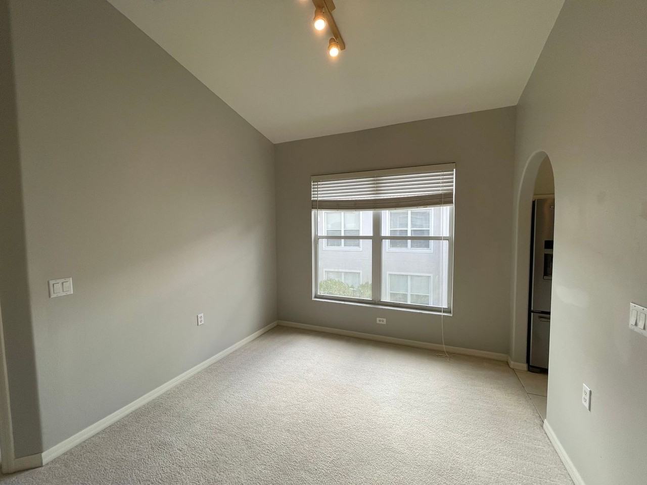 1945 Crestview Way - Photo 6 of 31