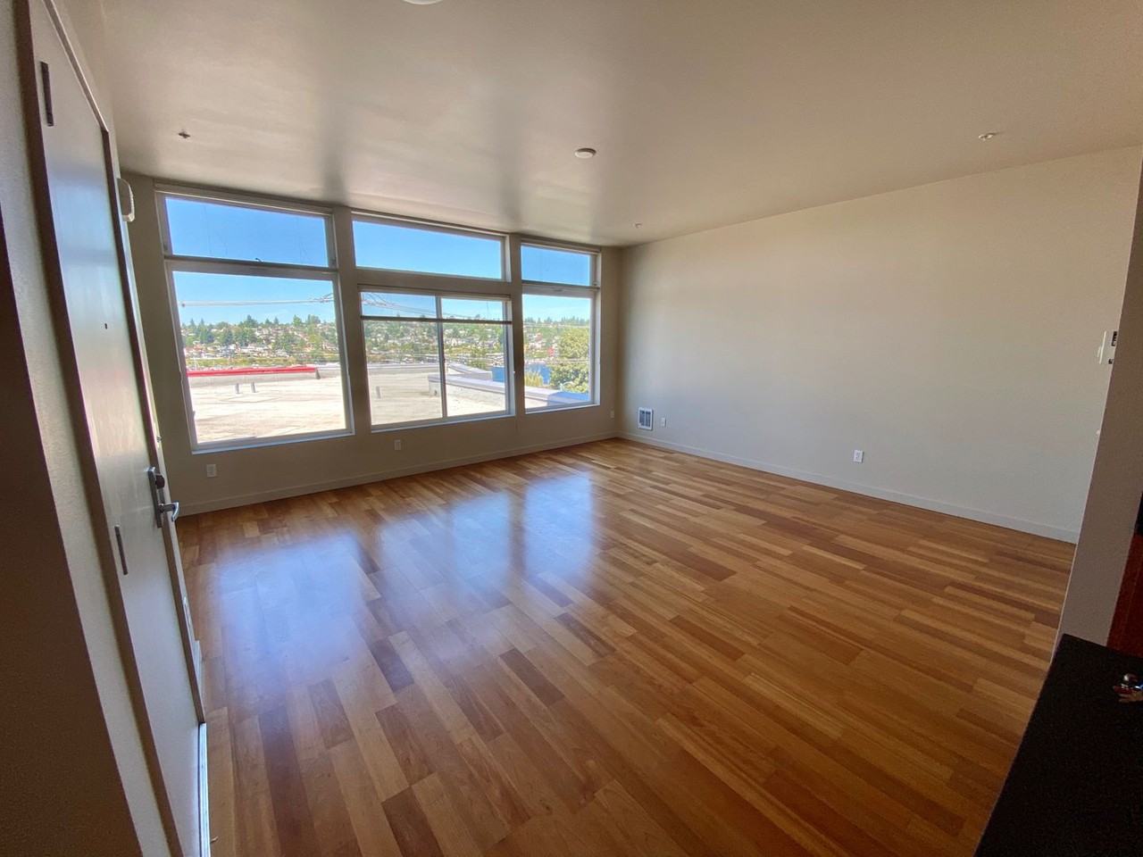 2960 Eastlake Ave E #412 - Photo 3 of 24