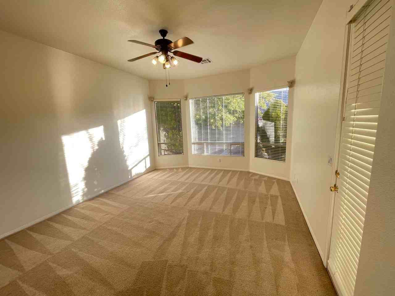 10689 Arundel Ave - Photo 6 of 14