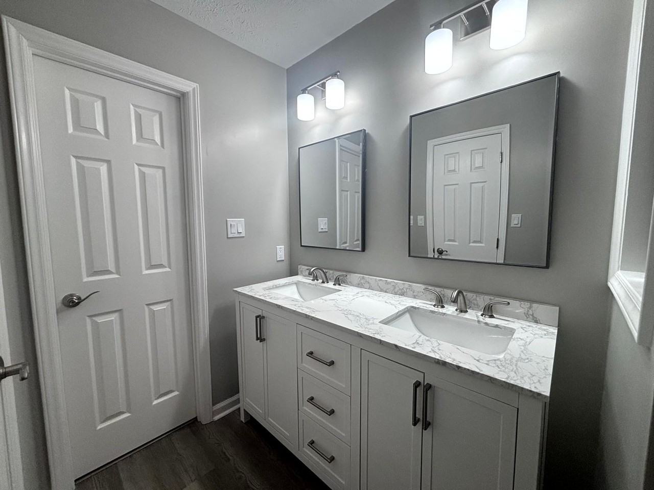 2585 Gotts Ln - Photo 5 of 12