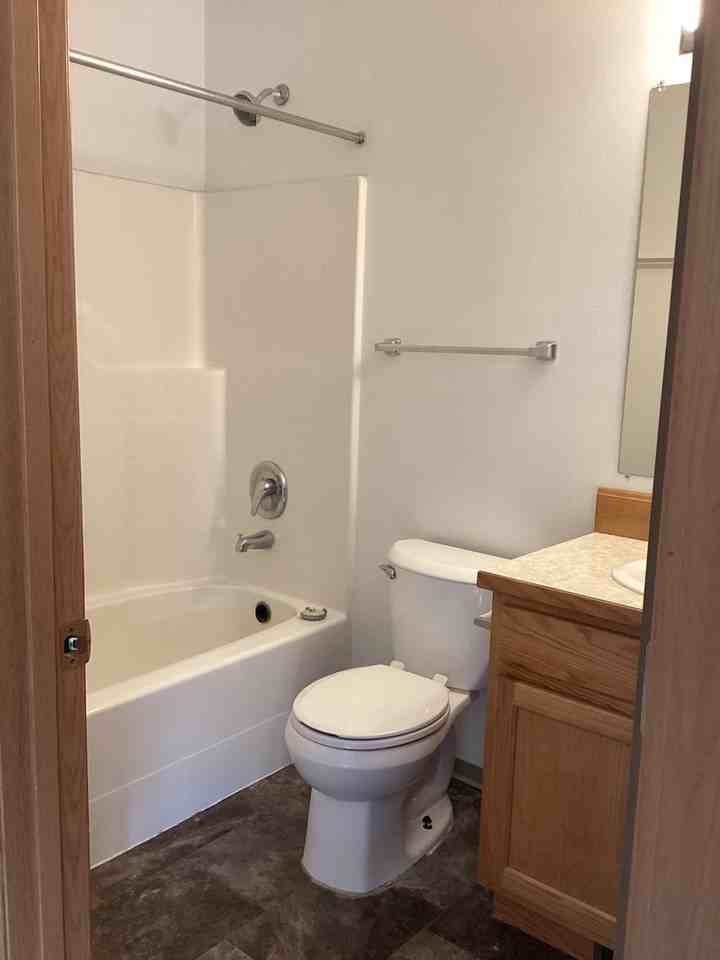 1101 S West Dr - Photo 6 of 13