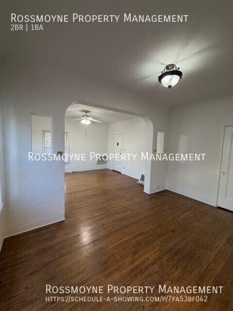 1321 E California Ave #B - Photo 2 of 9