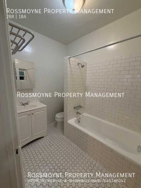 1321 E California Ave #B - Photo 7 of 9