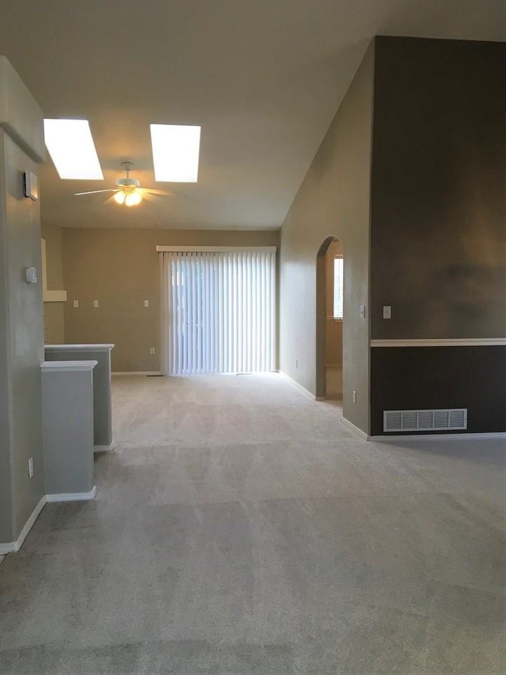 1040 Whistler Hollow Dr - Photo 2 of 18